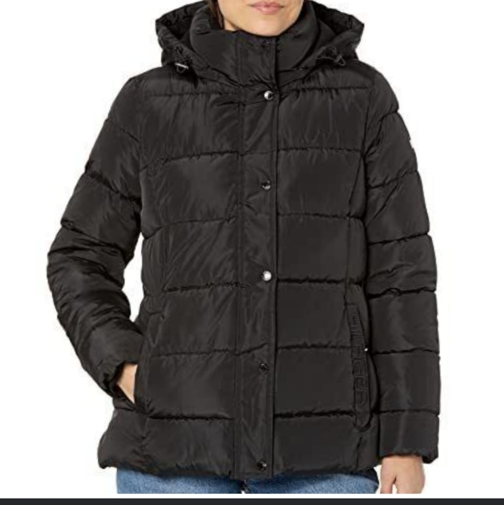 Tommy Hilfiger Women's Zip Up Puffer Jacket Black Size M